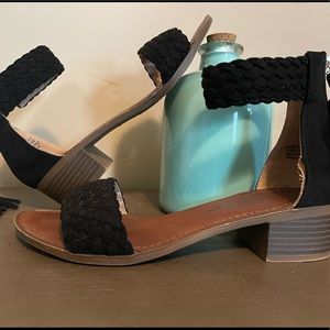 Women’s Black Zip Up Rock & Candy Sandals with Tassels!